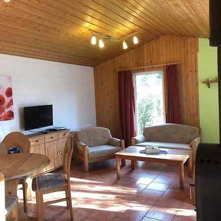 Holiday home Doppelbungalow Mit Terrasse Im Mirow *